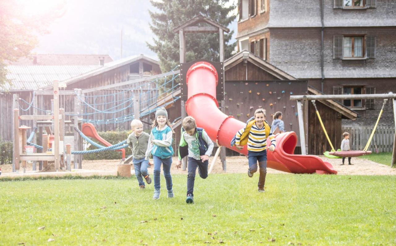 Familienhotel Adler リンゲナウ エクステリア 写真