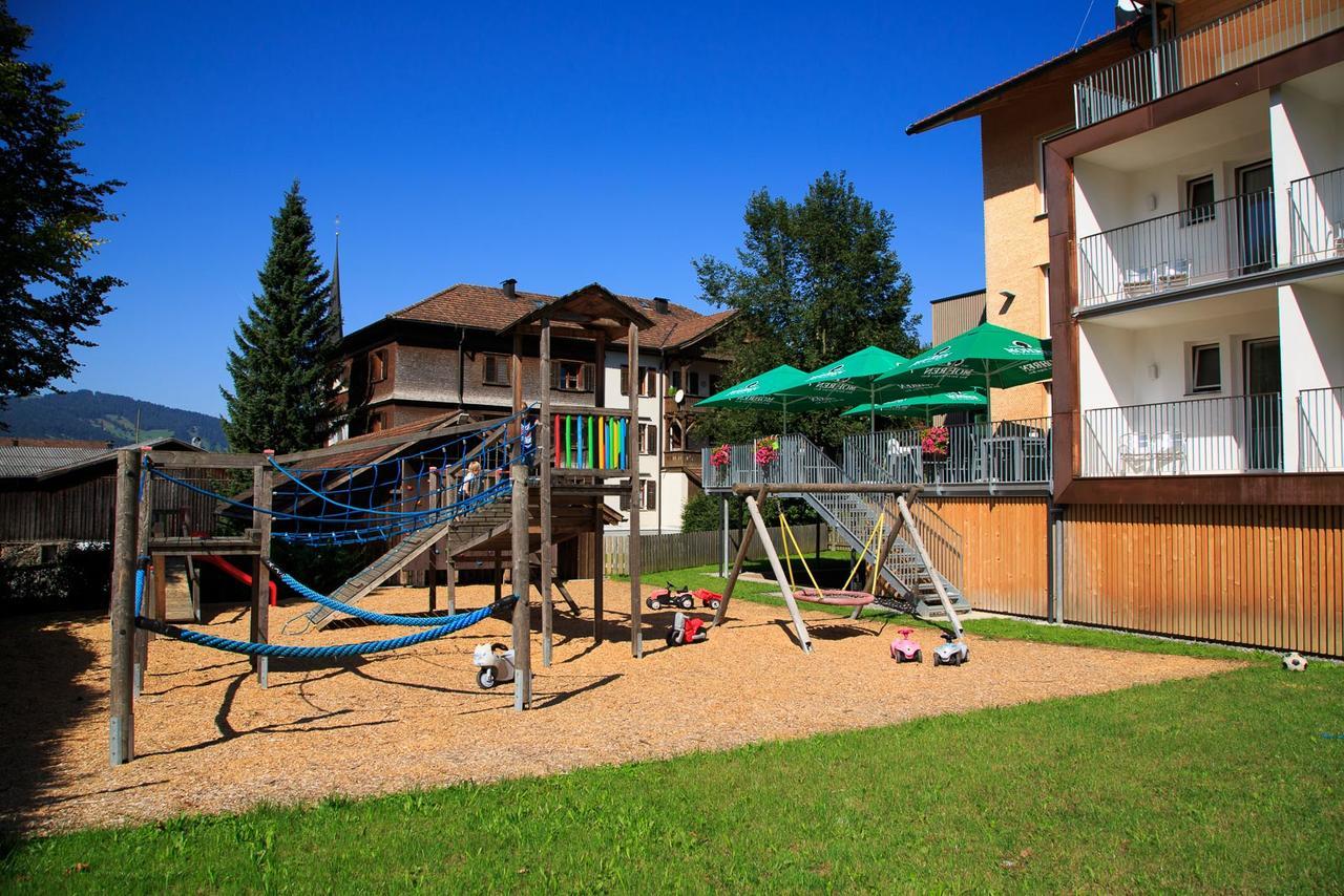 Familienhotel Adler リンゲナウ エクステリア 写真