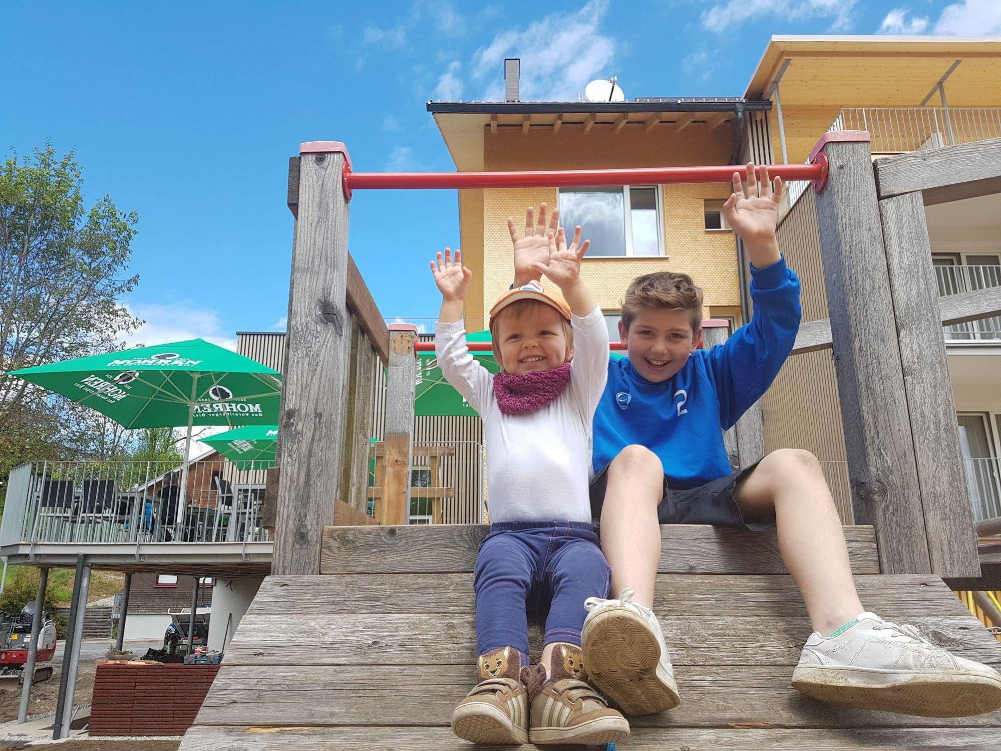 Familienhotel Adler リンゲナウ エクステリア 写真